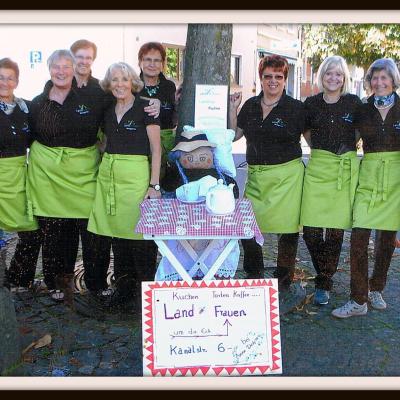 Landfrauenkaffe Beim Tag Der Offenen Tr