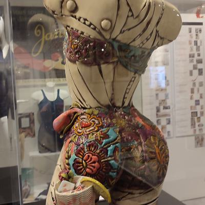 Bikini Museum 16