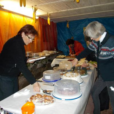 Kuchenverkauf 2013 3