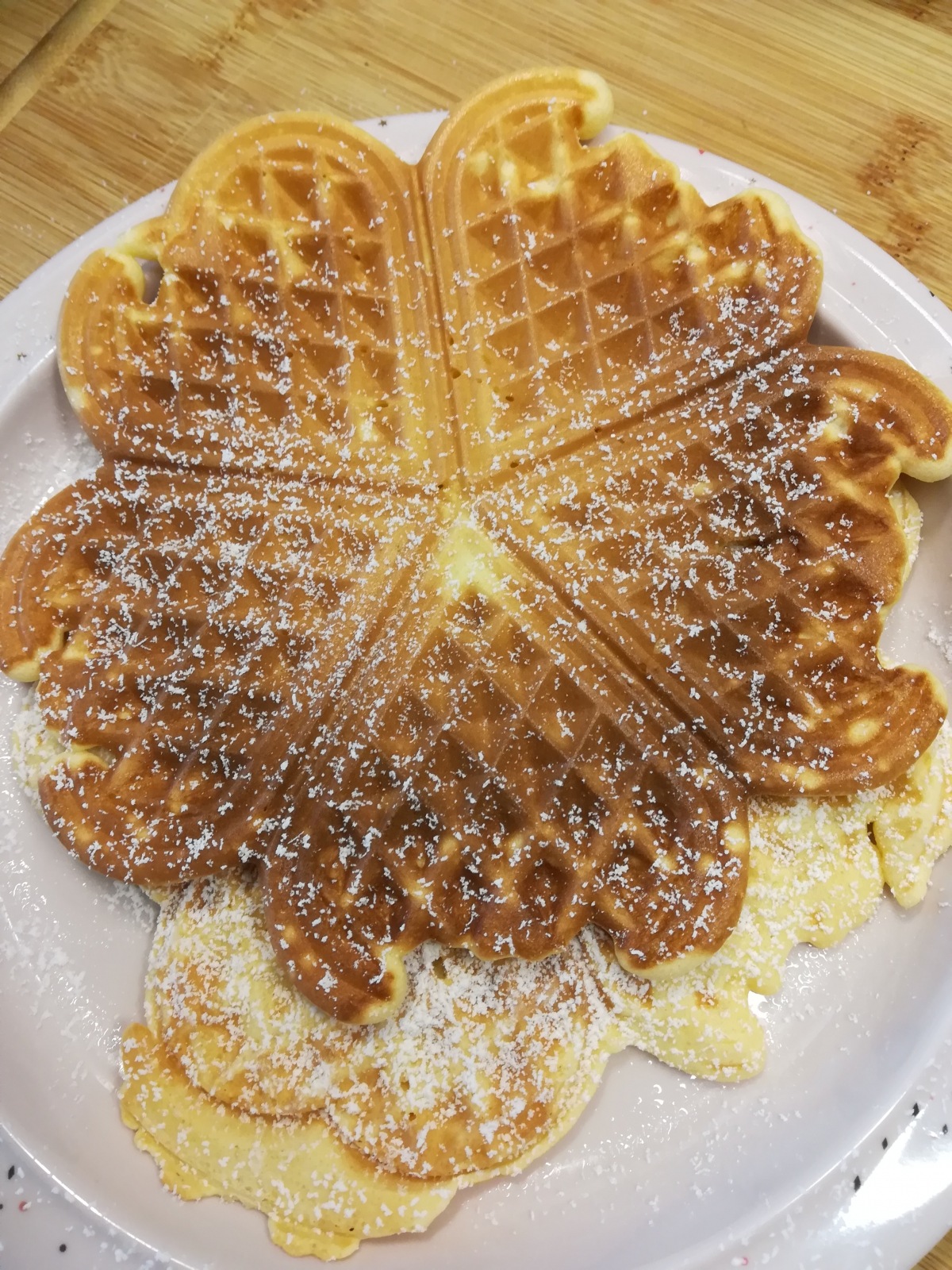 Biskuitwaffeln – hauchzarte Beigabe zu Kaffee oder Tee